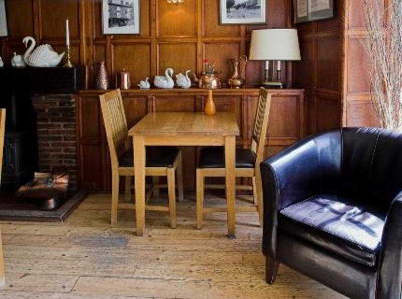 The Three Swans Hotel, Hungerford, Berkshire - Part Of The Coaching Group 4*